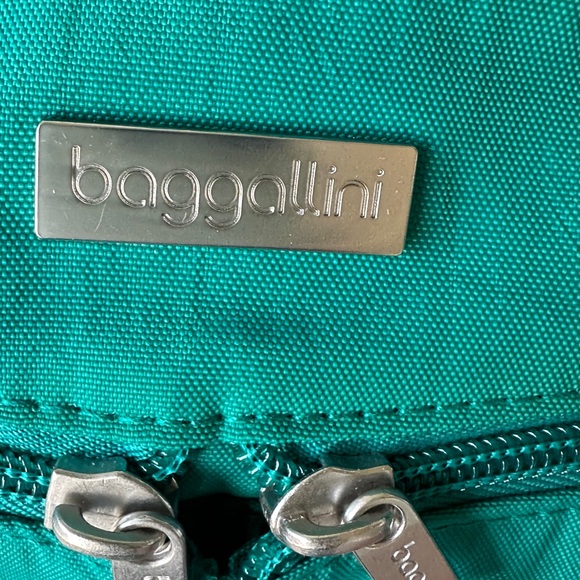 Baggalini nylon crossbody bag NWOT - Picture 6 of 17